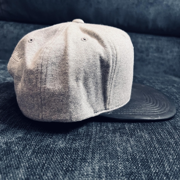 MITCHELL & NESS BROOKLYN NETS SNAPBACK HAT - Picture 2 of 5